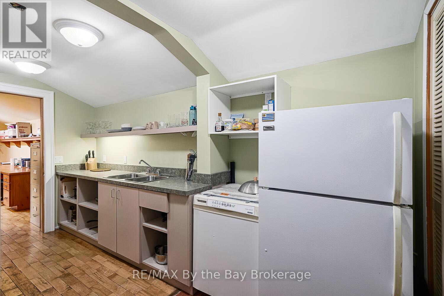 241 William Street, Clearview, Ontario  L0M 2T0 - Photo 28 - S11897642