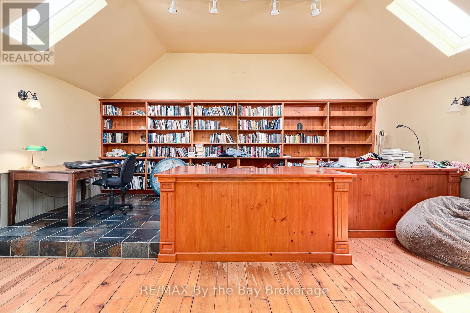 241 William Street, Clearview, Ontario  L0M 2T0 - Photo 34 - S11897642