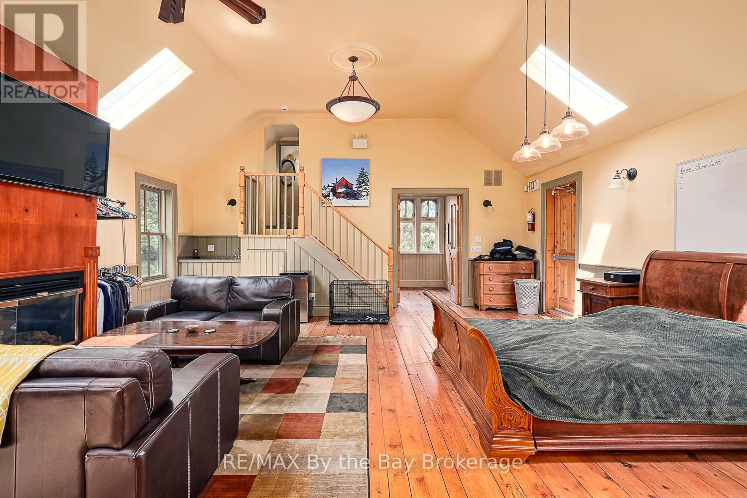 241 William Street, Clearview, Ontario  L0M 2T0 - Photo 35 - S11897642