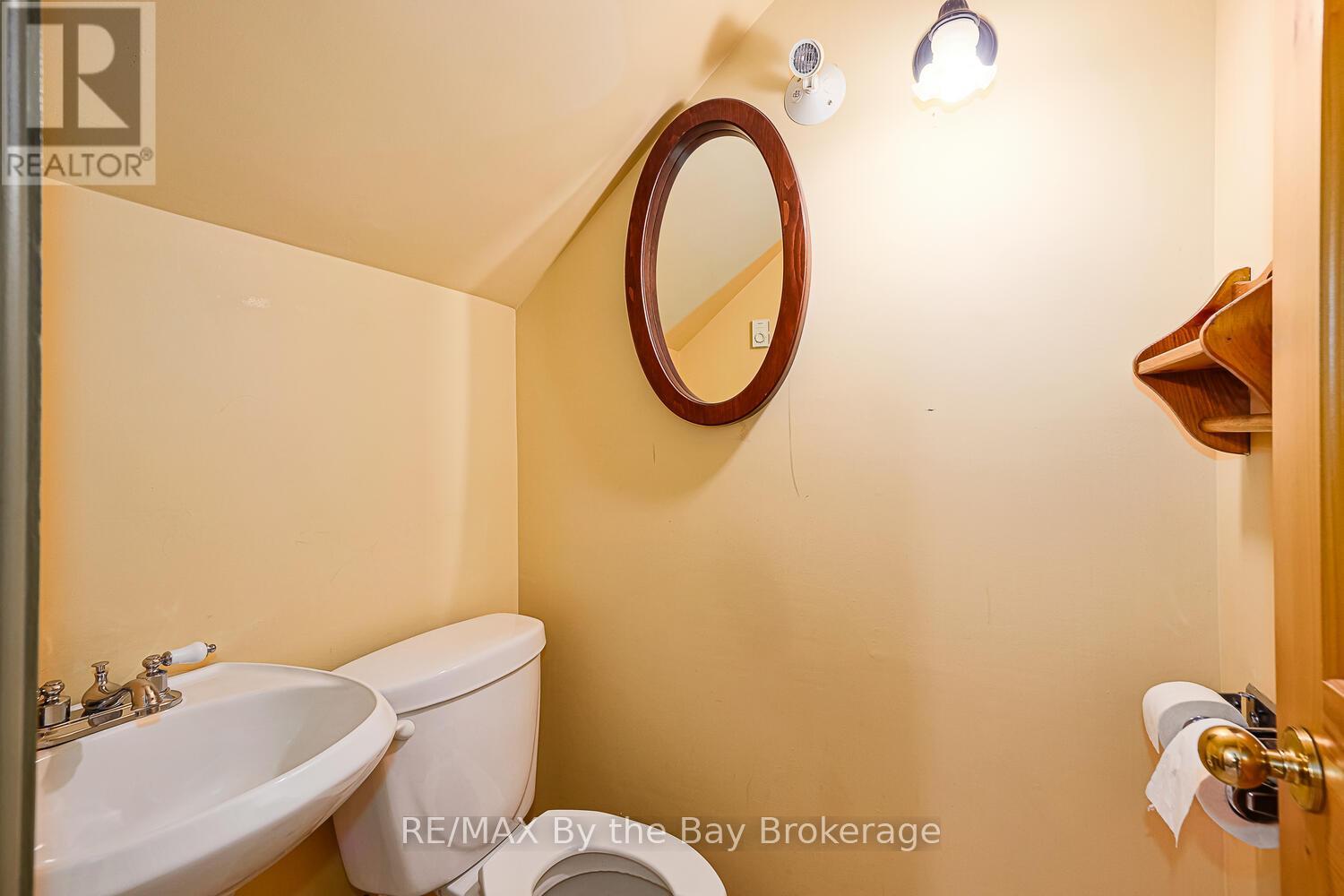 241 William Street, Clearview, Ontario  L0M 2T0 - Photo 37 - S11897642