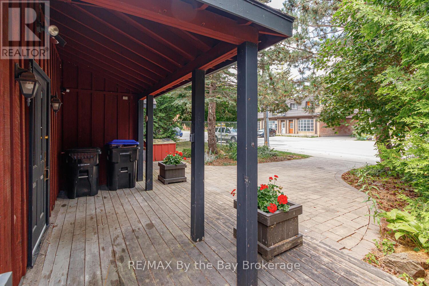 241 William Street, Clearview, Ontario  L0M 2T0 - Photo 8 - S11897642
