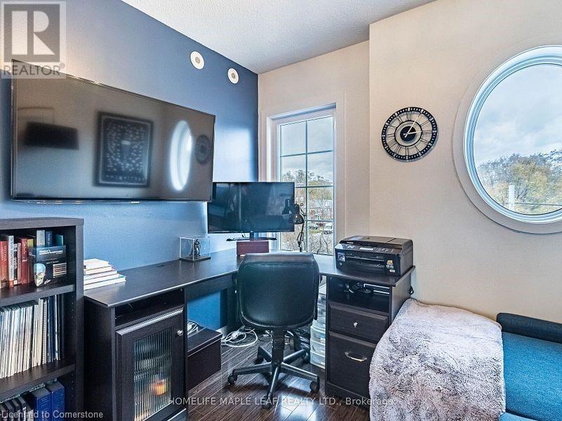 93 The Queensway Way Unit# 14, Toronto, Ontario  M6S 5A7 - Photo 22 - 40685894