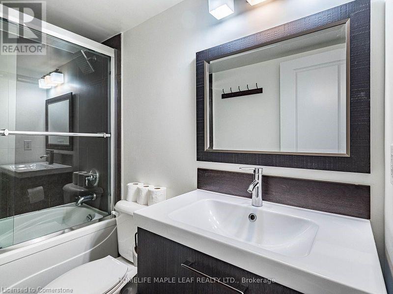 93 The Queensway Way Unit# 14, Toronto, Ontario  M6S 5A7 - Photo 24 - 40685894