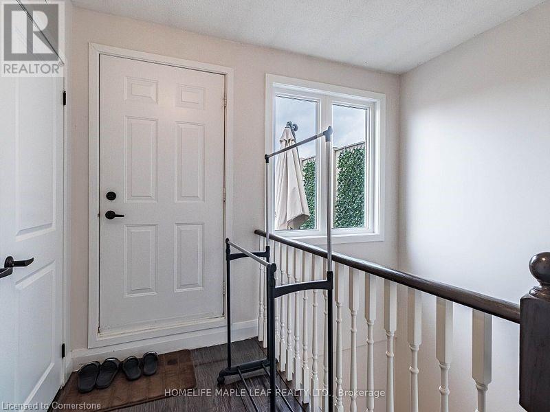 93 The Queensway Way Unit# 14, Toronto, Ontario  M6S 5A7 - Photo 27 - 40685894