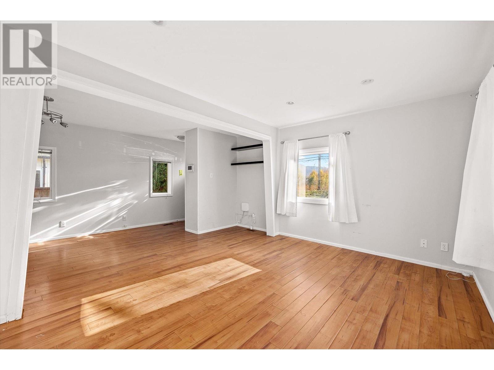 Property at 1828 Boucherie Road image 5