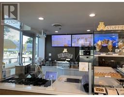 1571 OXFORD STREET, North Vancouver, British Columbia