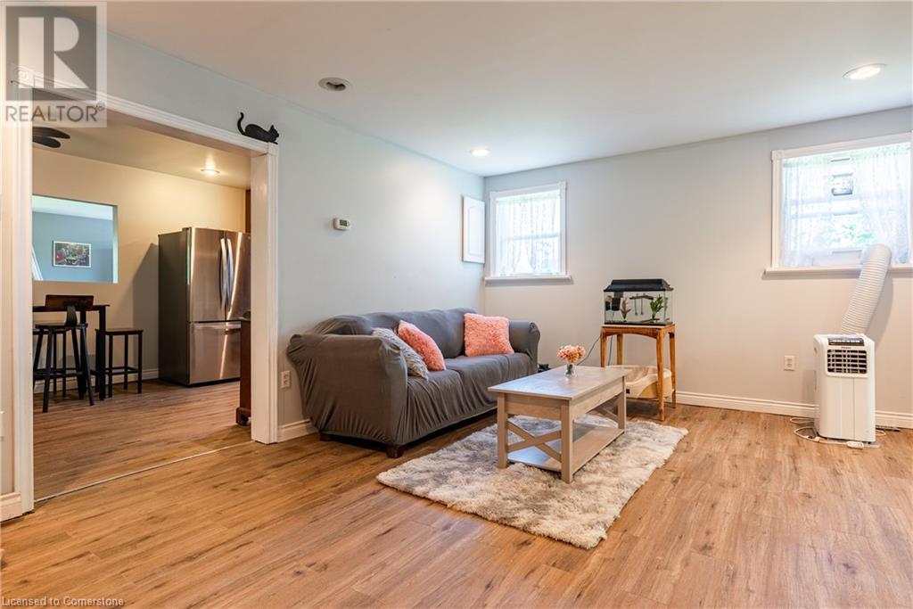 423 Parkdale Avenue, Fort Erie, Ontario  L2A 5A7 - Photo 8 - 40683299