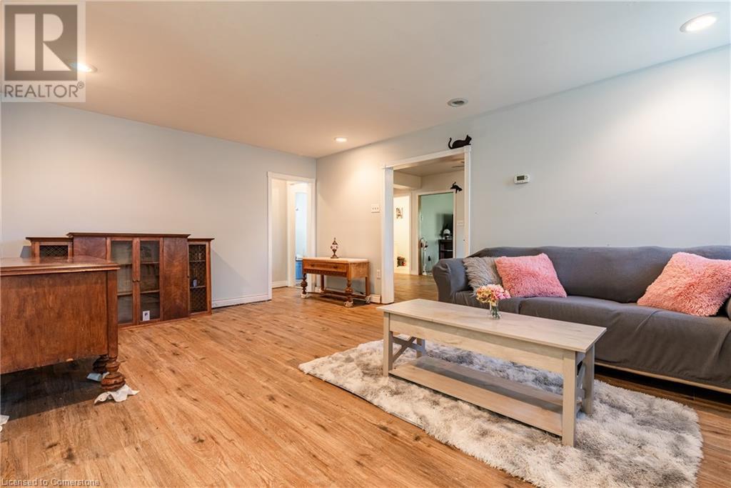 423 Parkdale Avenue, Fort Erie, Ontario  L2A 5A7 - Photo 9 - 40683299