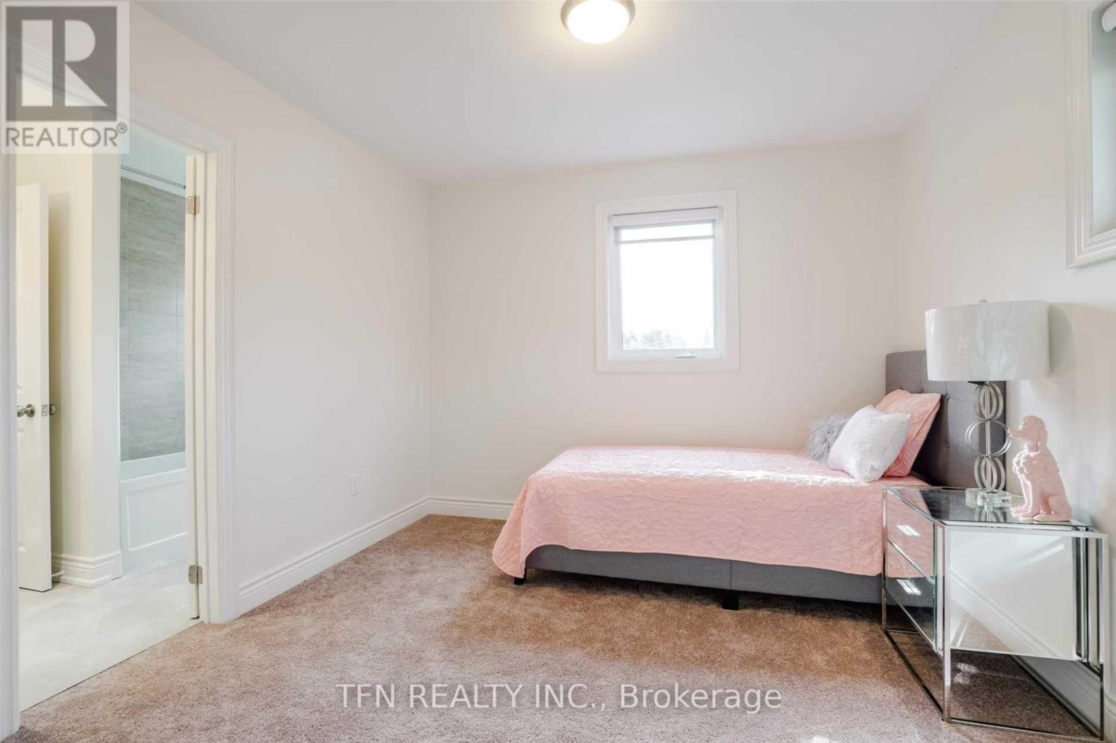 986 Robinson Street, Innisfil, Ontario  L0L 1C0 - Photo 6 - N11897702