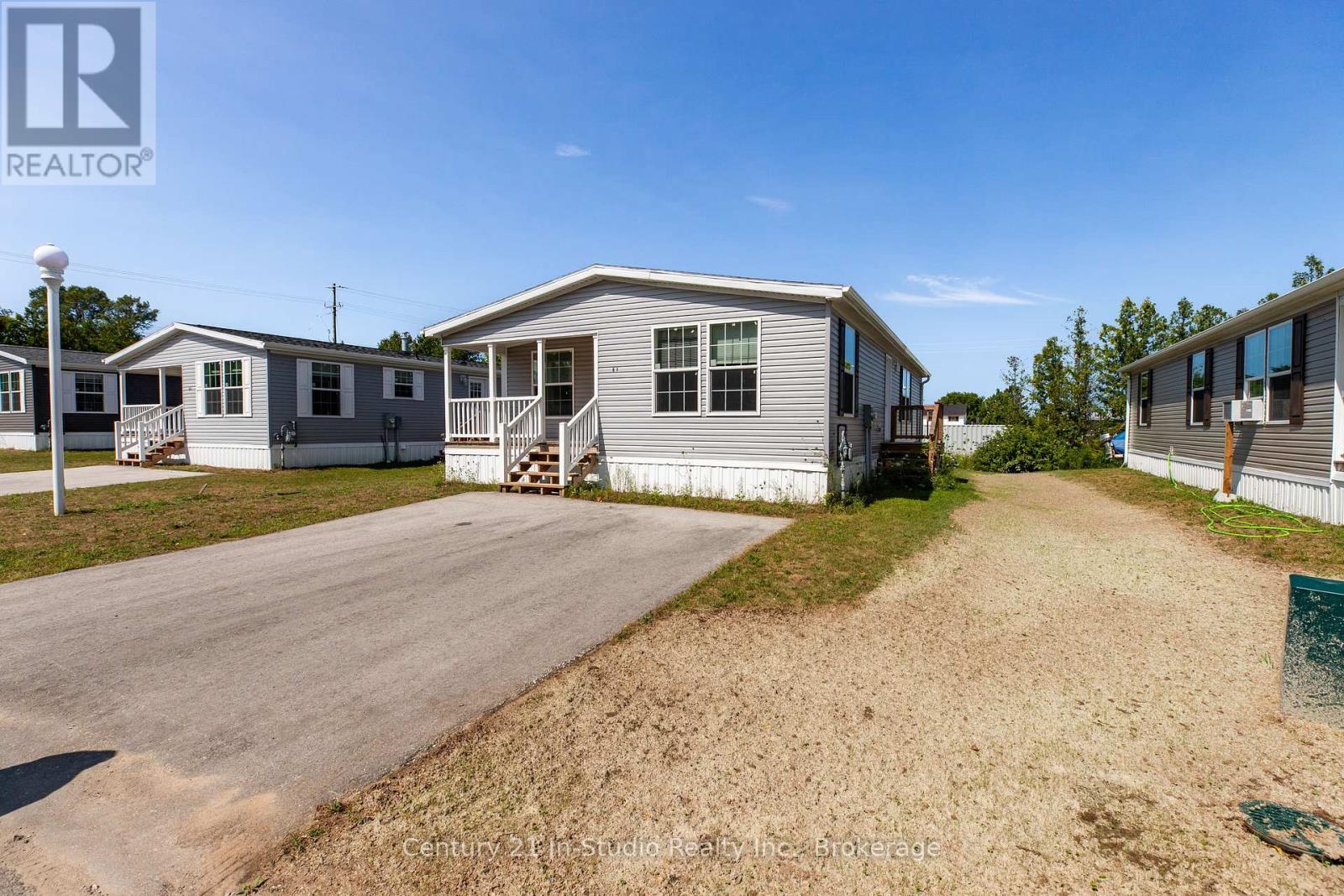 61 - 332 Concession 6, Saugeen Shores, Ontario  N0H 2C7 - Photo 2 - X11897762