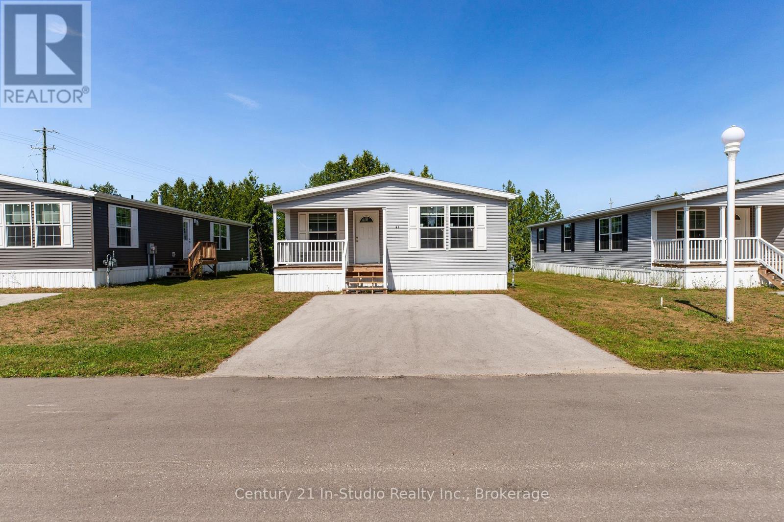 62 - 332 Concession 6, Saugeen Shores, Ontario  N0H 2C7 - Photo 2 - X11897763