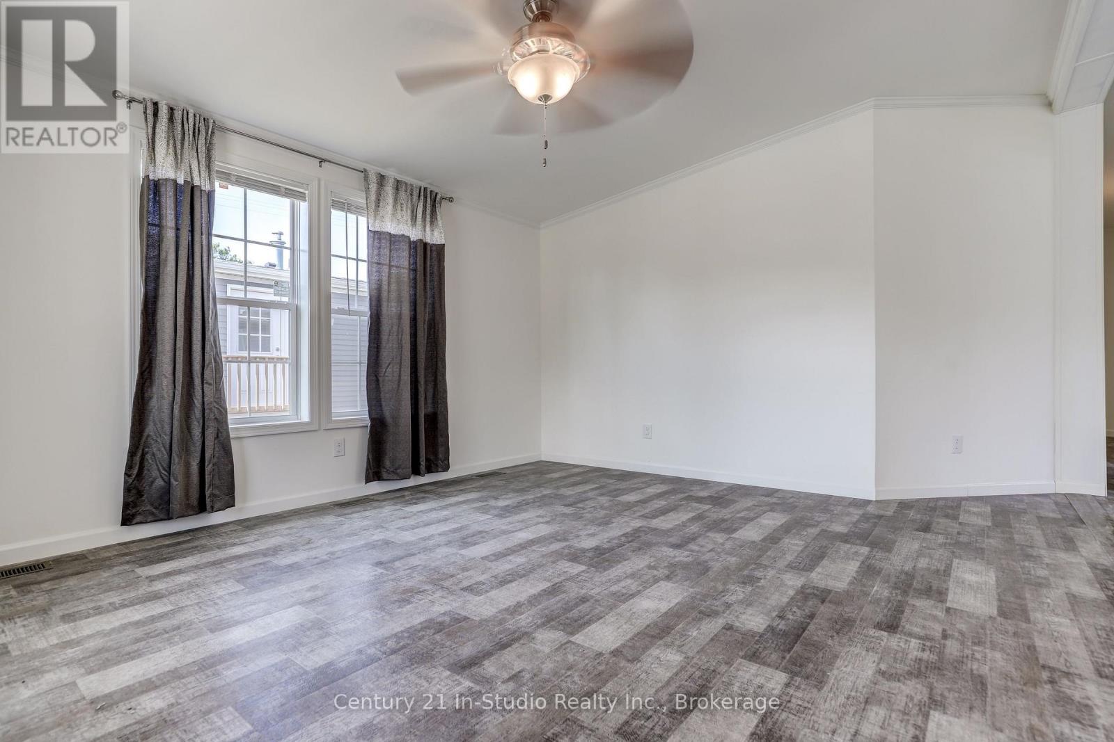 63 - 332 Concession 6, Saugeen Shores, Ontario  N0H 2C7 - Photo 4 - X11897764