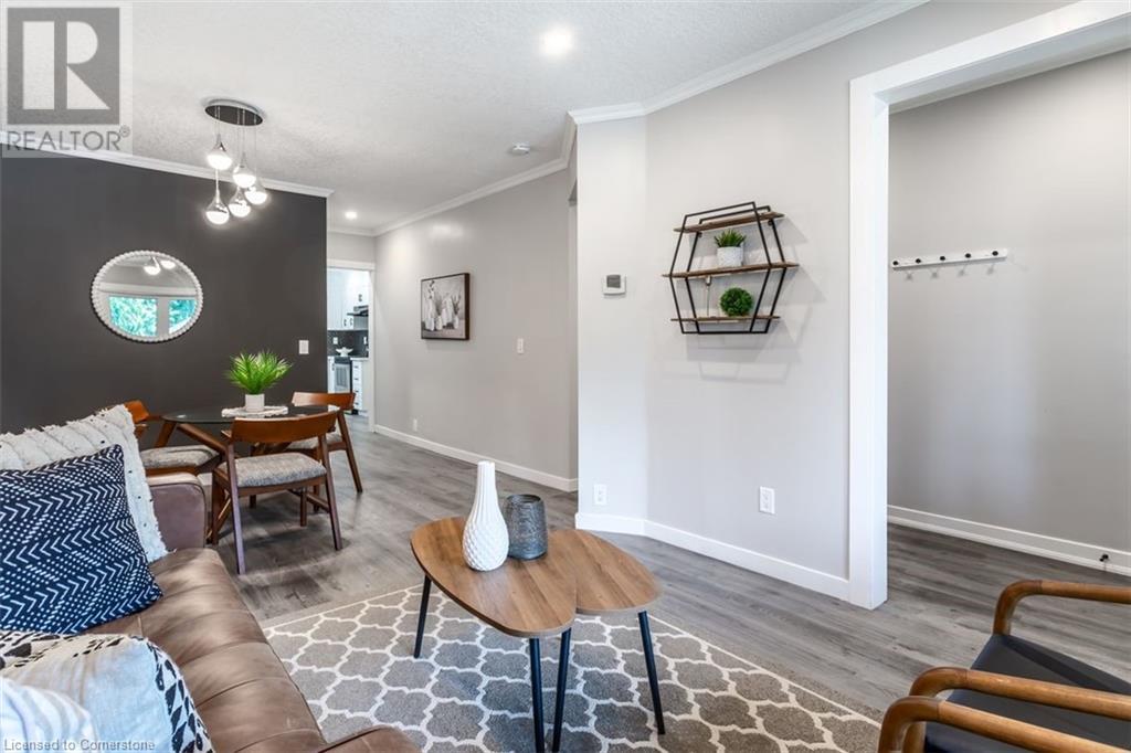 104 Edgemont Street N, Hamilton, Ontario  L8H 4C8 - Photo 9 - 40680920