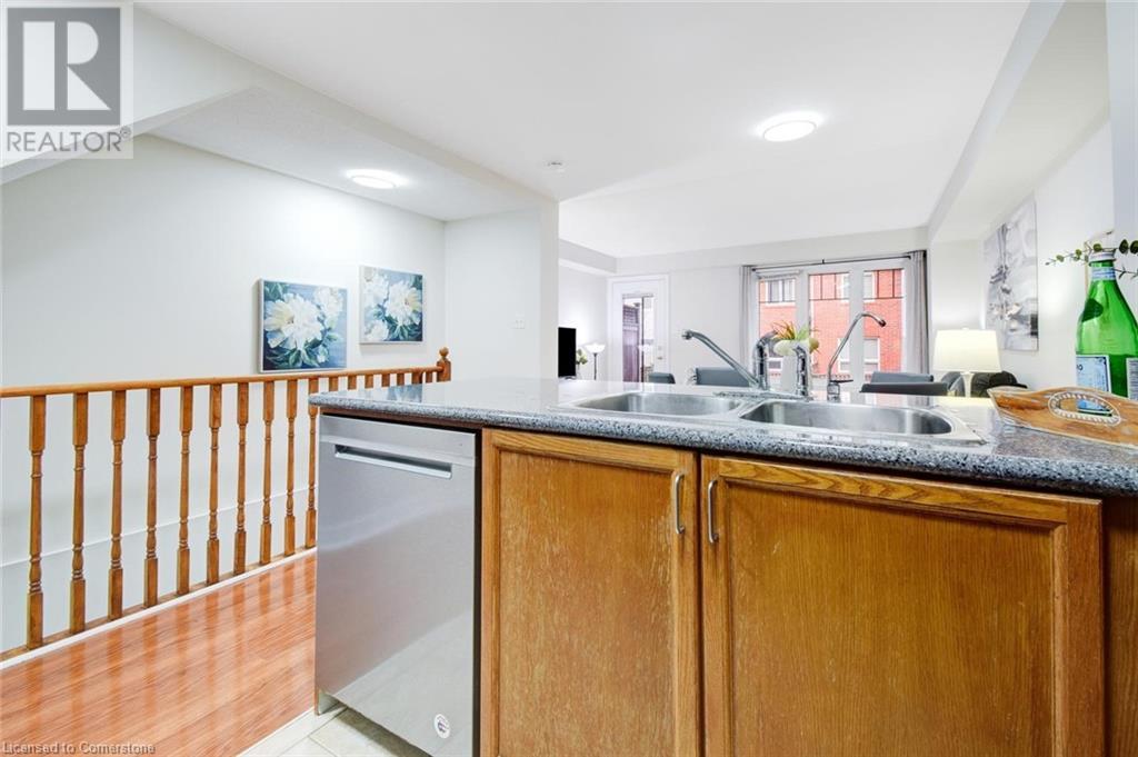 5050 Intrepid Drive Unit# 6, Mississauga, Ontario  L5M 0E5 - Photo 13 - 40685880