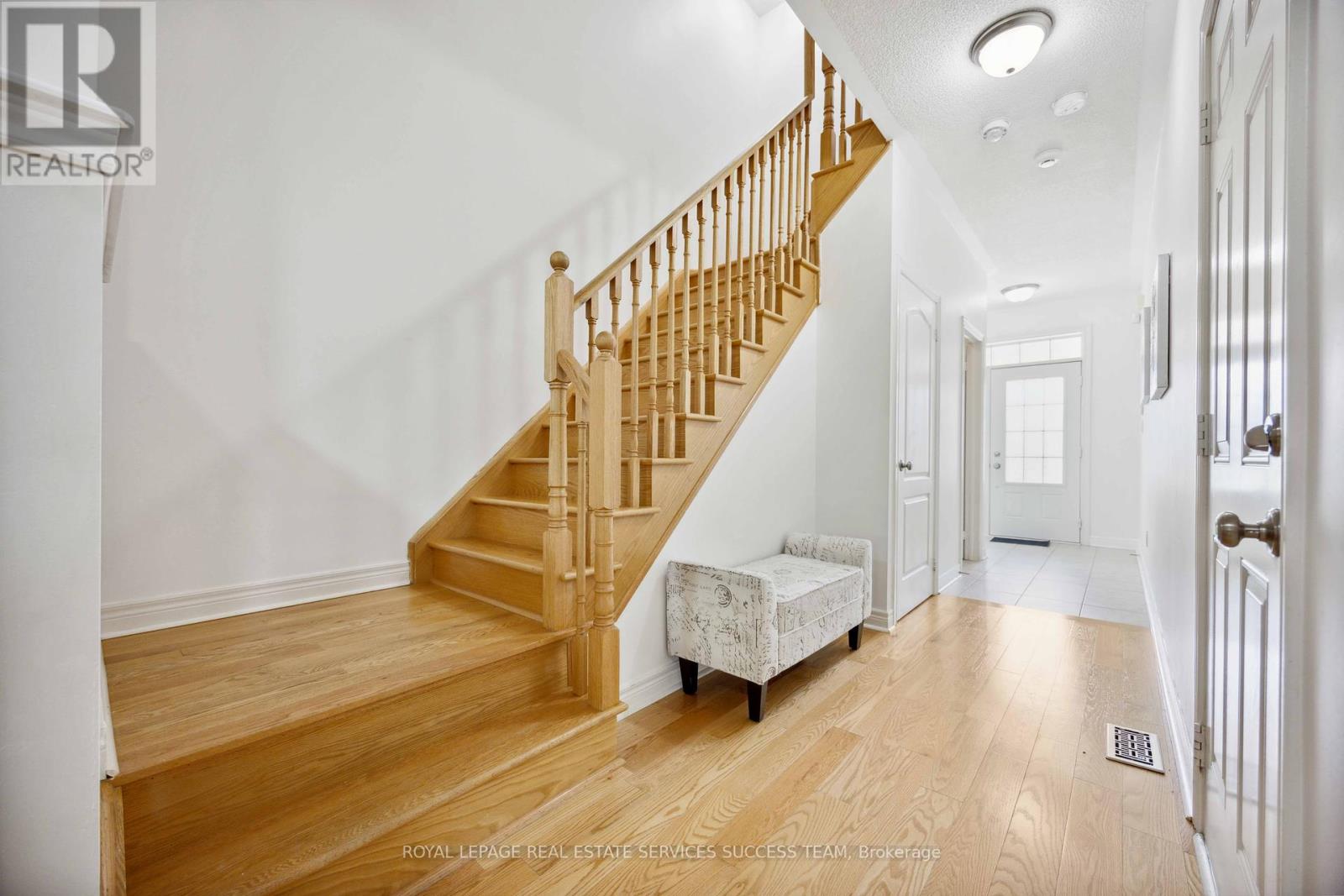 Property at 92 RADIAL DRIVE image 2