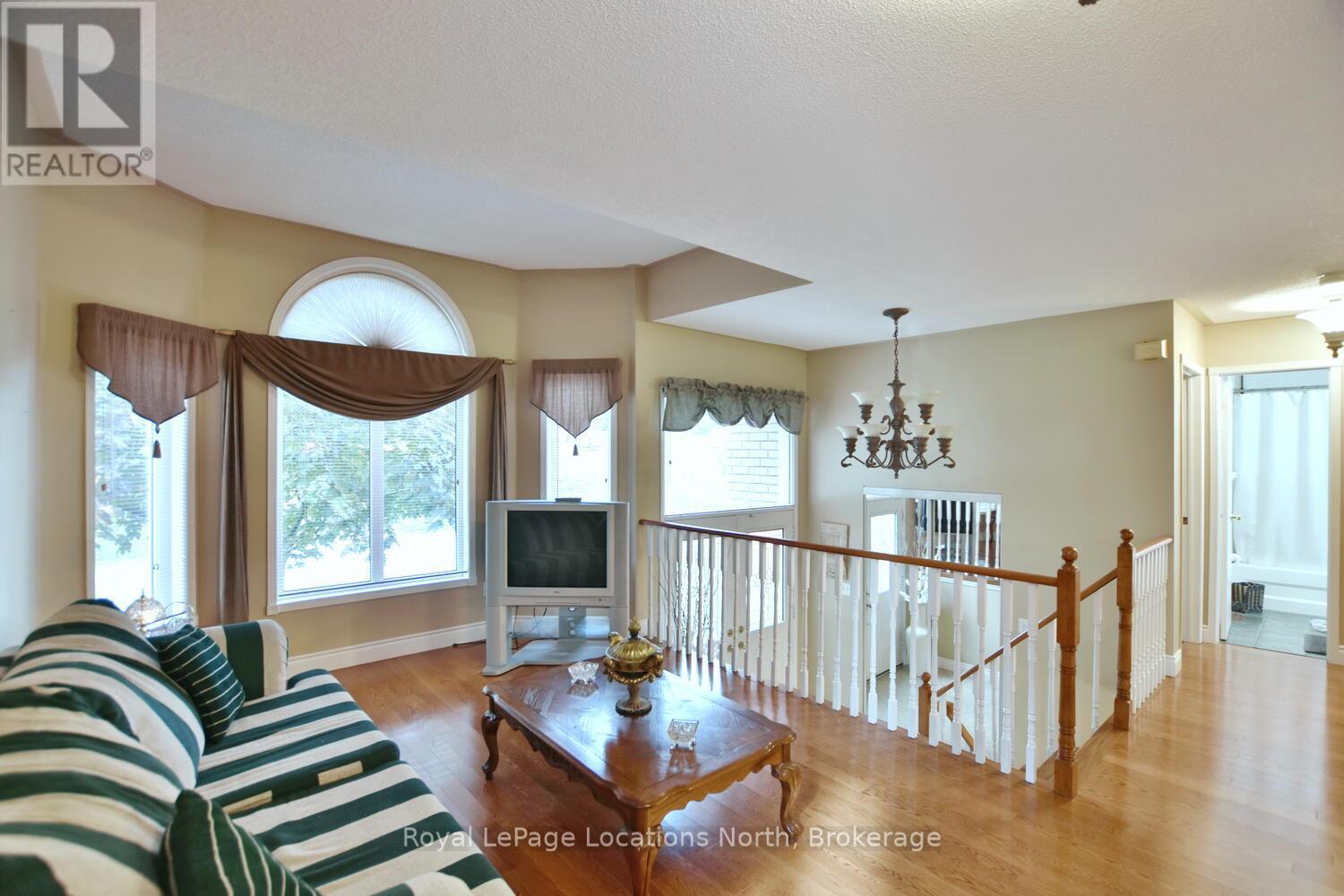 19 Brillinger Drive, Wasaga Beach, Ontario  L9Z 1L4 - Photo 12 - S11897875
