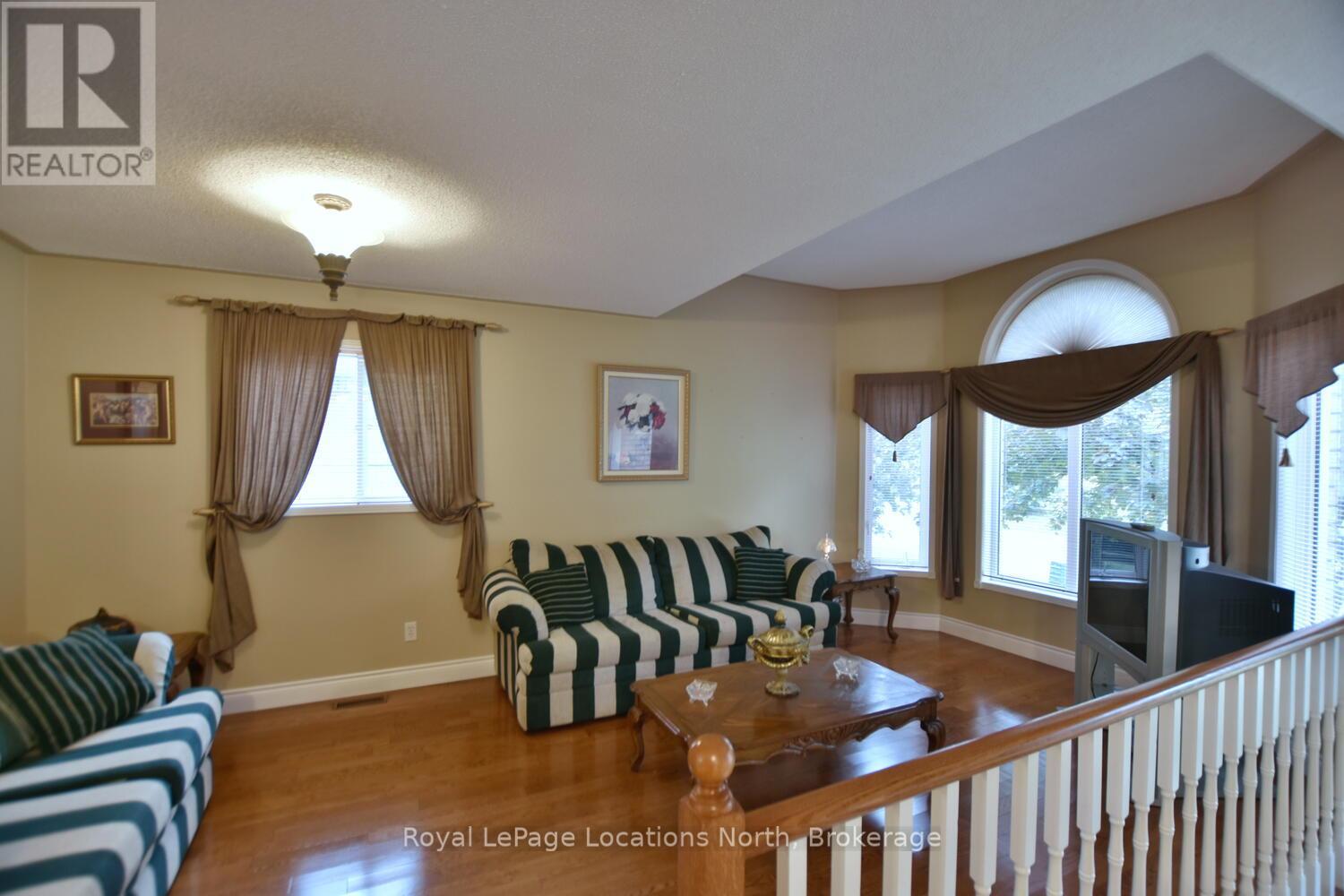 19 Brillinger Drive, Wasaga Beach, Ontario  L9Z 1L4 - Photo 13 - S11897875