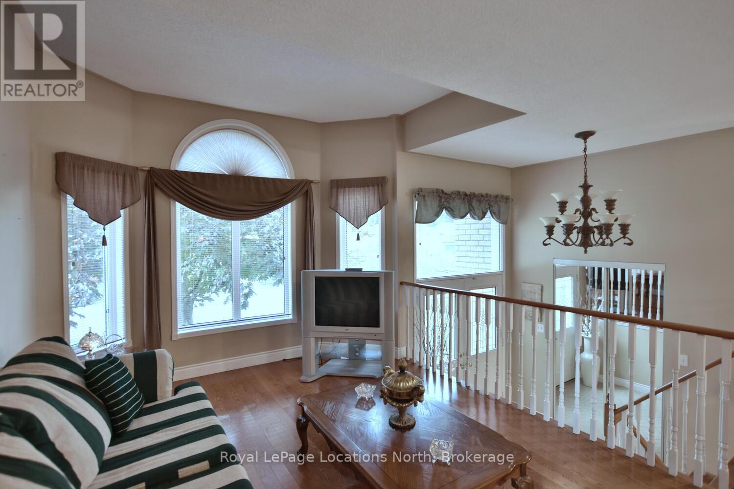 19 Brillinger Drive, Wasaga Beach, Ontario  L9Z 1L4 - Photo 15 - S11897875