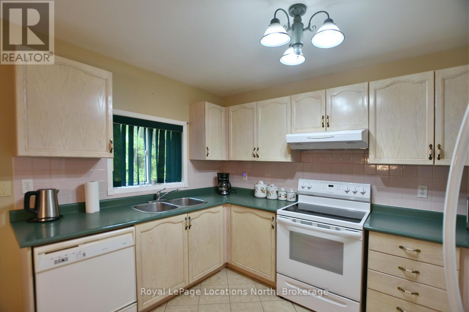 19 Brillinger Drive, Wasaga Beach, Ontario  L9Z 1L4 - Photo 23 - S11897875