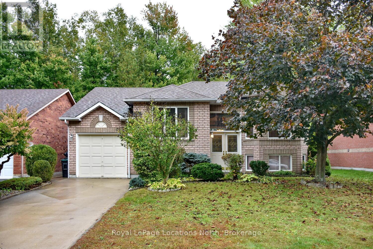 19 Brillinger Drive, Wasaga Beach, Ontario  L9Z 1L4 - Photo 3 - S11897875