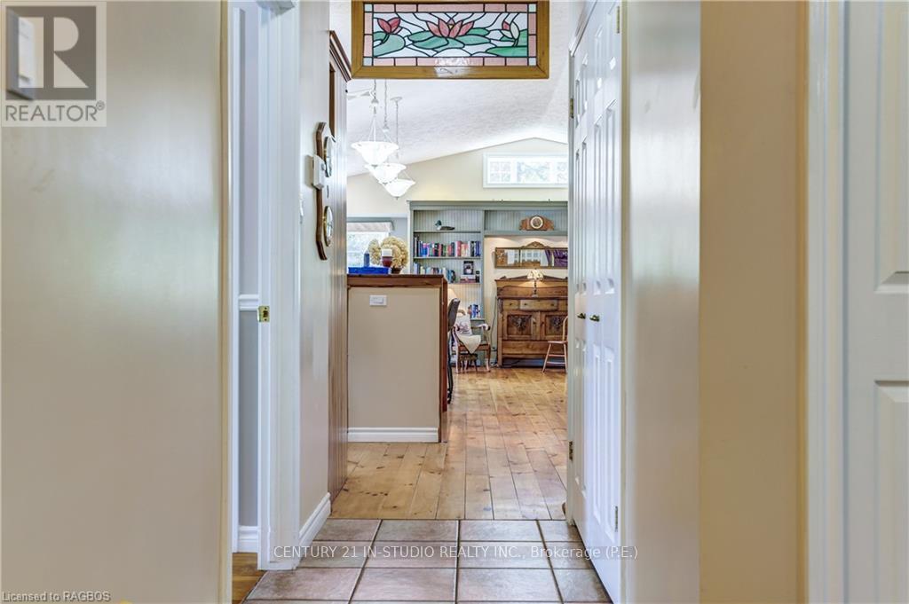 38 Sprucedale Drive, Kincardine, Ontario  N0H 2C5 - Photo 22 - X10846812