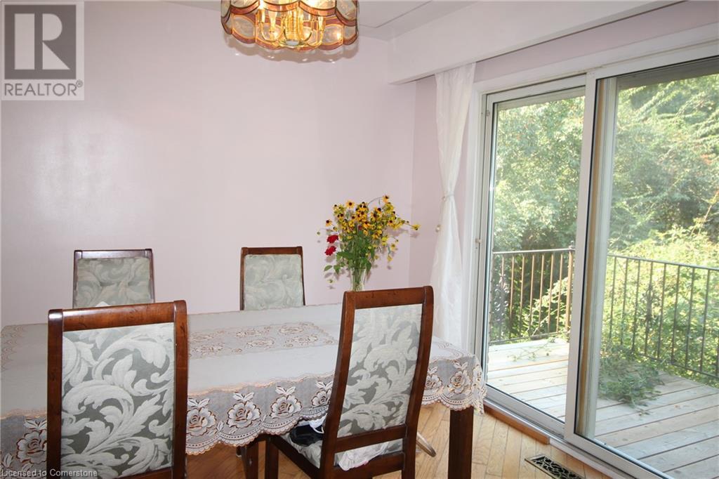 24 Leadale Place, Hamilton, Ontario  L9C 3W7 - Photo 11 - 40686062