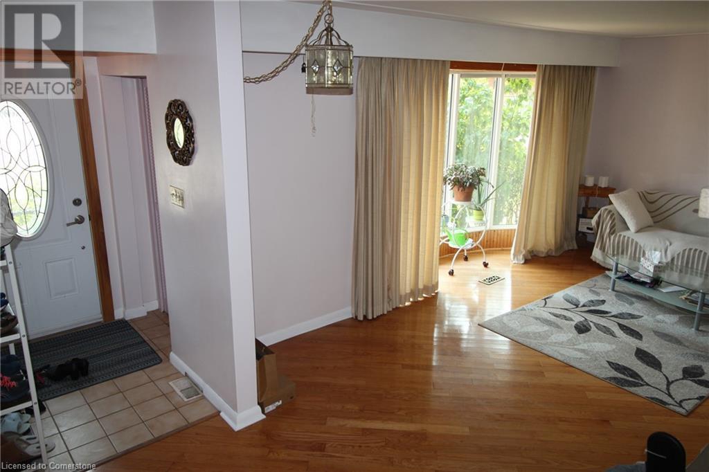 24 Leadale Place, Hamilton, Ontario  L9C 3W7 - Photo 17 - 40686062