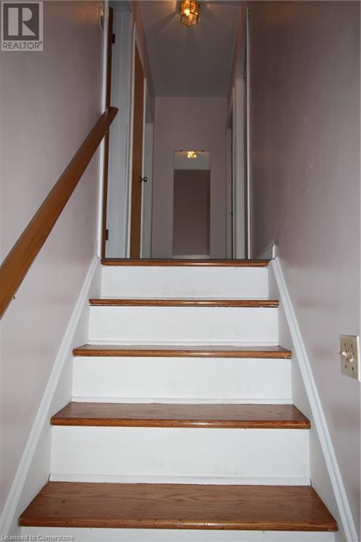 24 Leadale Place, Hamilton, Ontario  L9C 3W7 - Photo 19 - 40686062