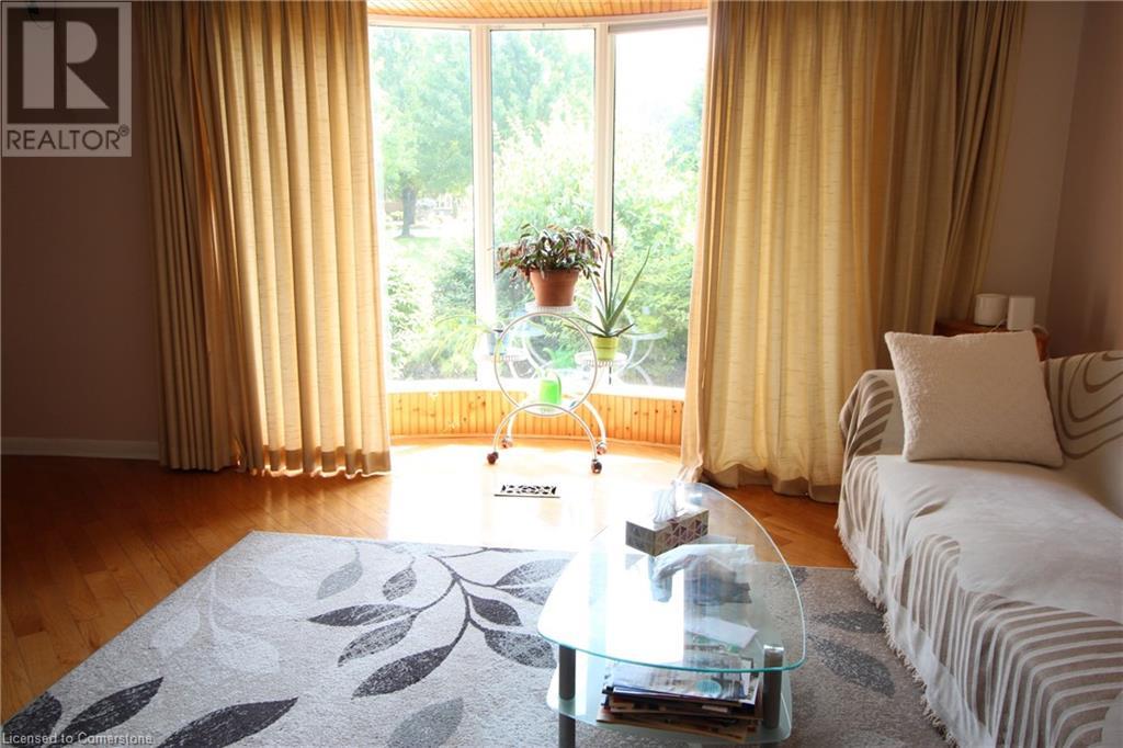 24 Leadale Place, Hamilton, Ontario  L9C 3W7 - Photo 3 - 40686062