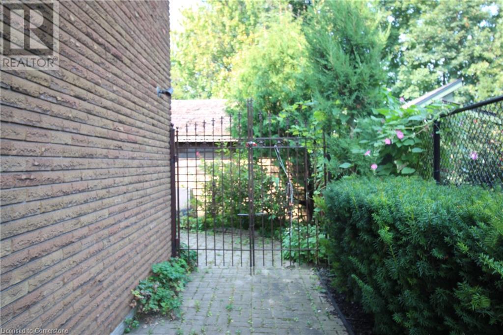 24 Leadale Place, Hamilton, Ontario  L9C 3W7 - Photo 36 - 40686062