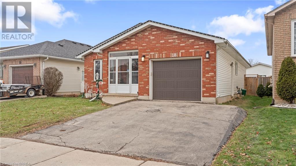 18 Shannon Street, Brantford, Ontario  N3T 6L1 - Photo 2 - 40685922