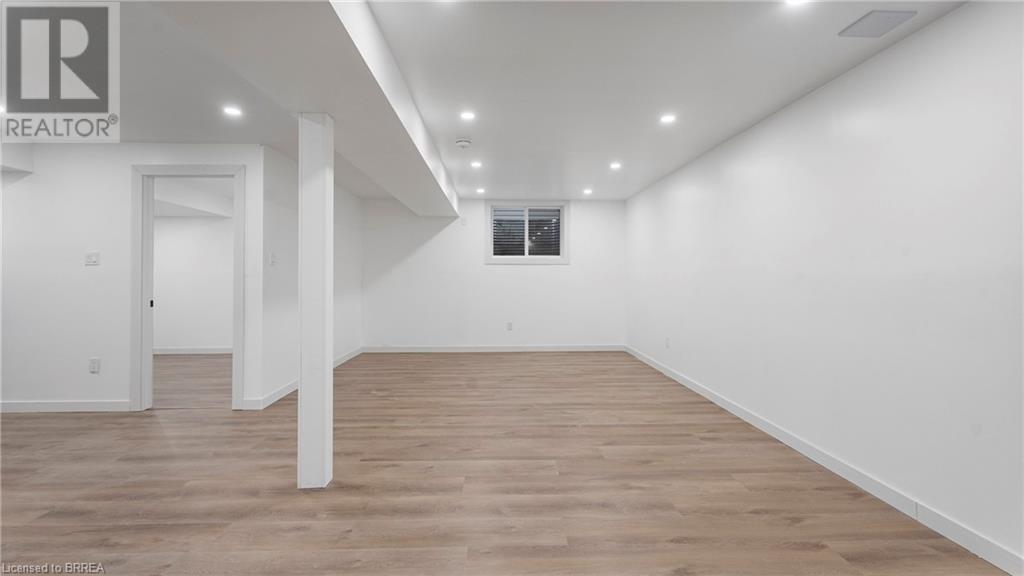 18 Shannon Street, Brantford, Ontario  N3T 6L1 - Photo 10 - 40685922