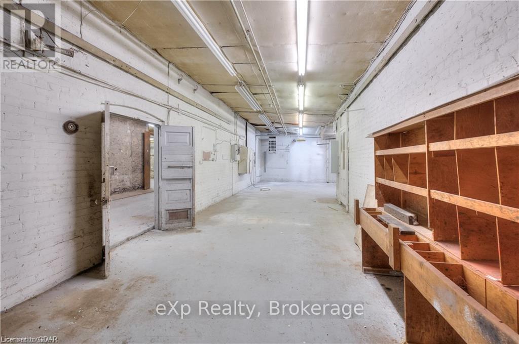 101 - 20 Park Hill Road E, Cambridge, Ontario  N1R 1P2 - Photo 7 - X11897892