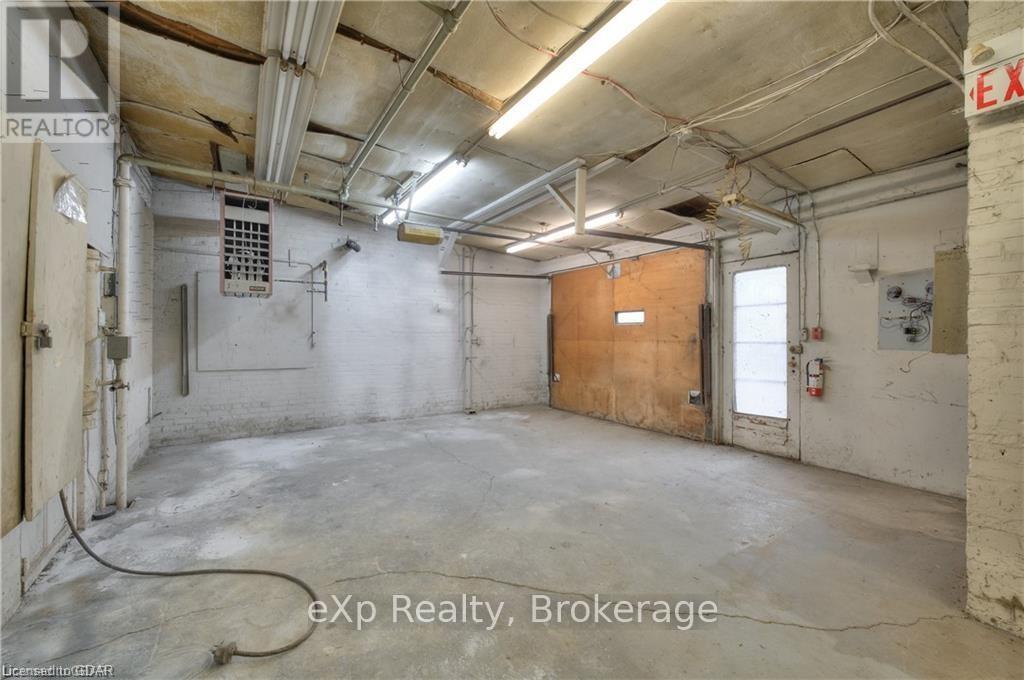 101 - 20 Park Hill Road E, Cambridge, Ontario  N1R 1P2 - Photo 8 - X11897892