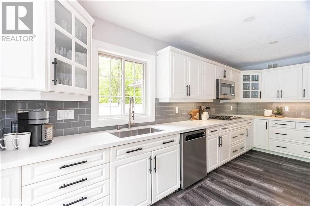 37 O'donnell Court, Penetanguishene, Ontario  L9M 2A6 - Photo 6 - 40685977