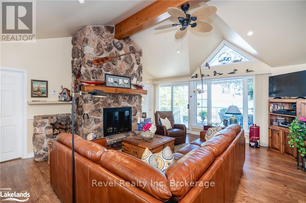 1336 Tiny Beaches Road N, Tiny, Ontario  L9M 0H3 - Photo 7 - S10440345