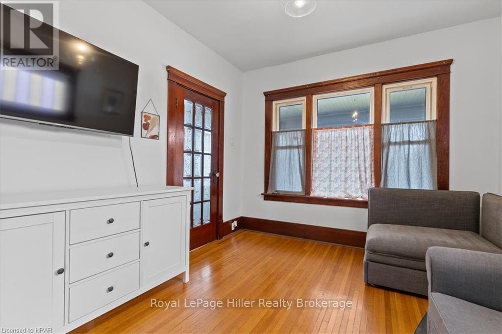 43 Louise Street, Stratford, Ontario  N5A 2E3 - Photo 6 - X11823005