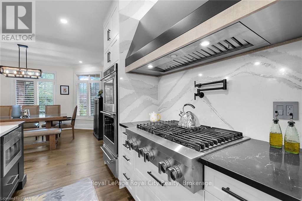 7 Fox Run Drive, Puslinch, Ontario  N0B 2J0 - Photo 7 - X10876374