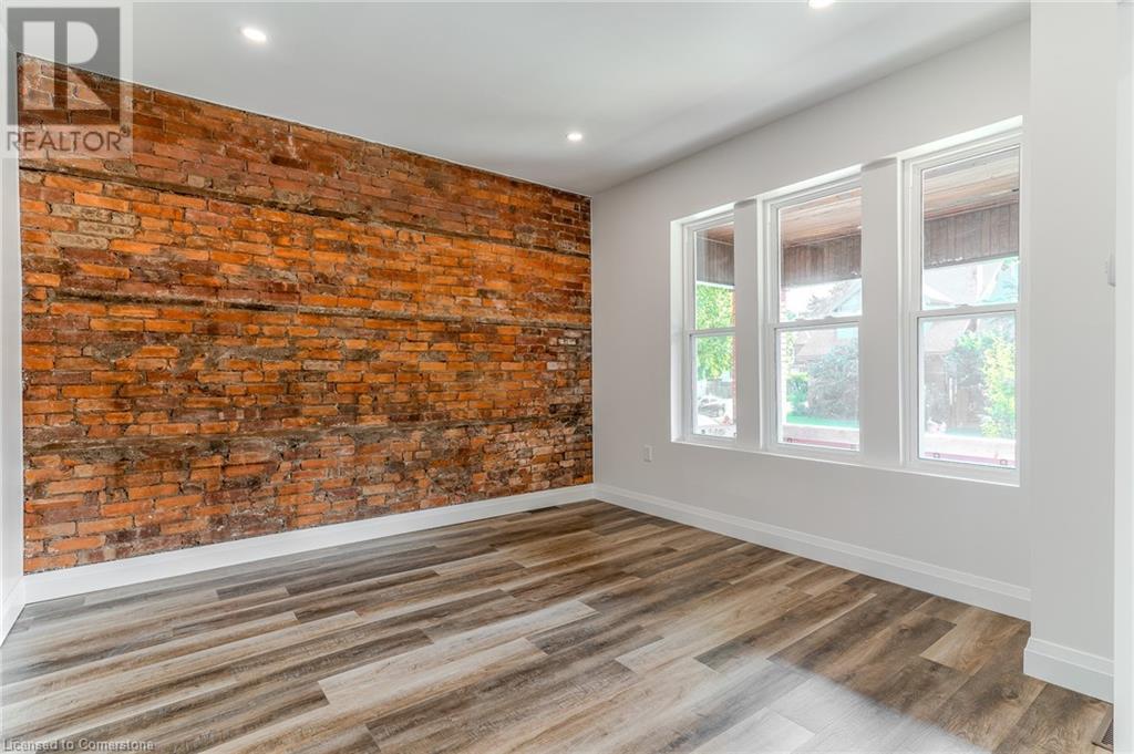 50 Burris Street Unit# 1, Hamilton, Ontario  L8M 2J4 - Photo 7 - XH4205715