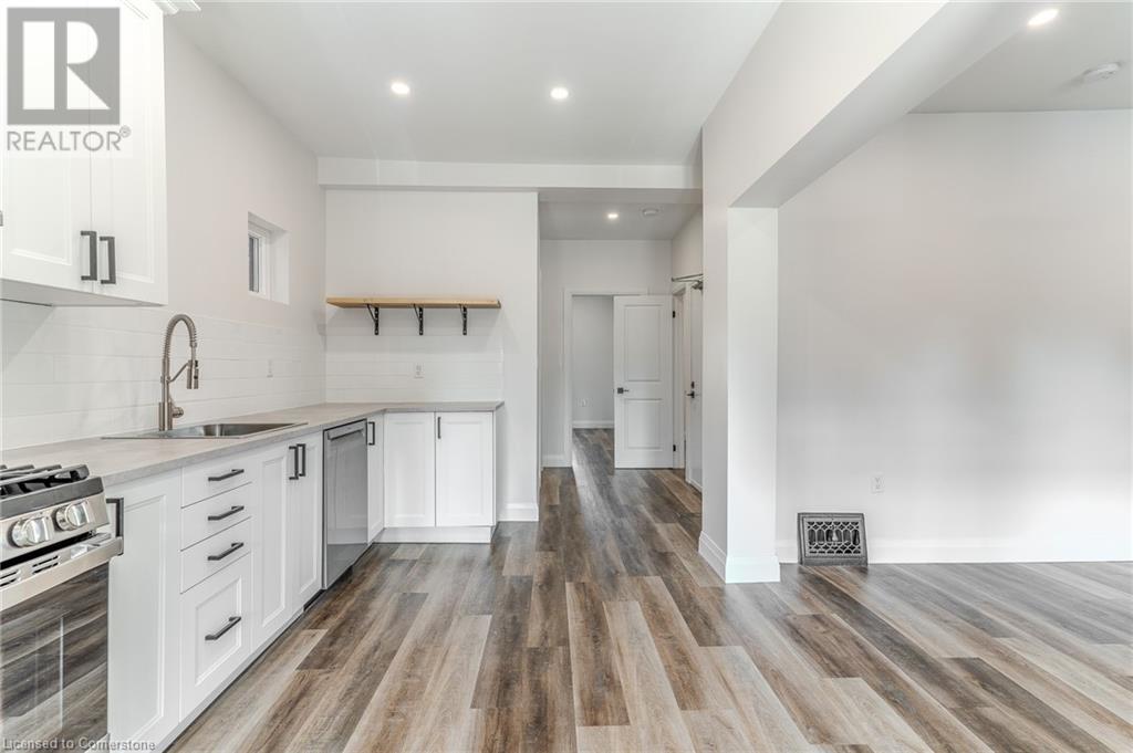 50 Burris Street Unit# 1, Hamilton, Ontario  L8M 2J4 - Photo 4 - XH4205715