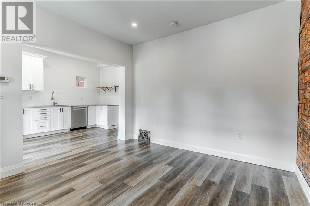 50 Burris Street Unit# 1, Hamilton, Ontario  L8M 2J4 - Photo 9 - XH4205715