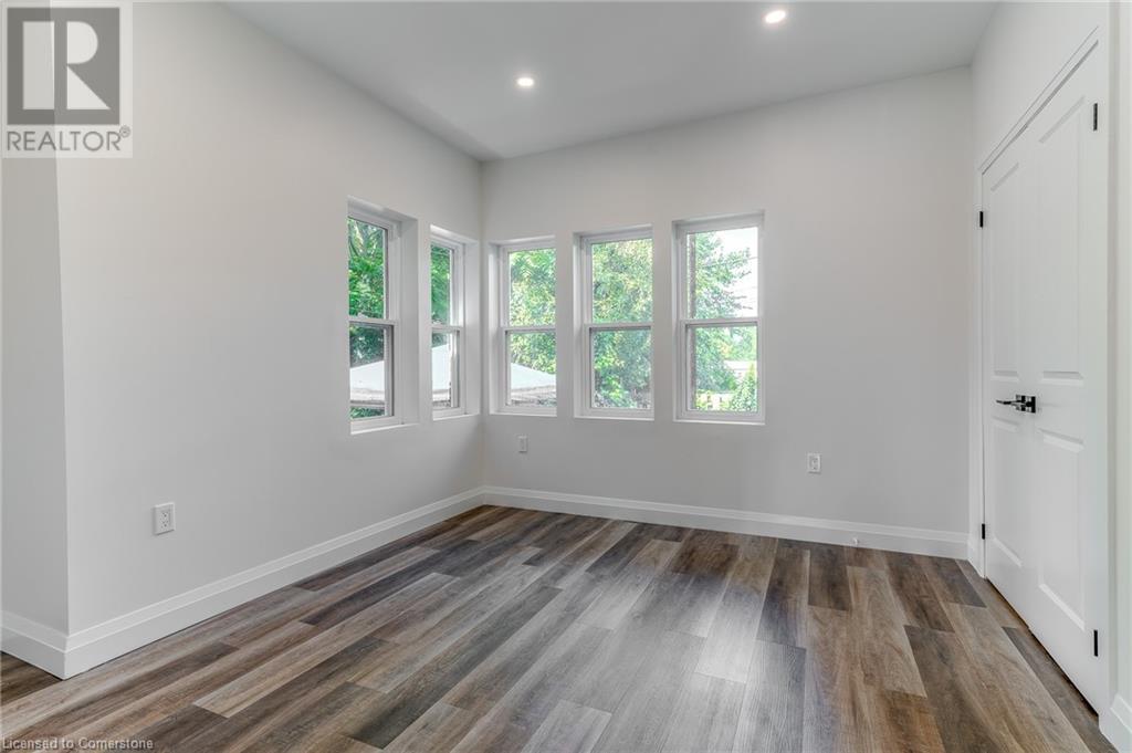 50 Burris Street Unit# 1, Hamilton, Ontario  L8M 2J4 - Photo 11 - XH4205715