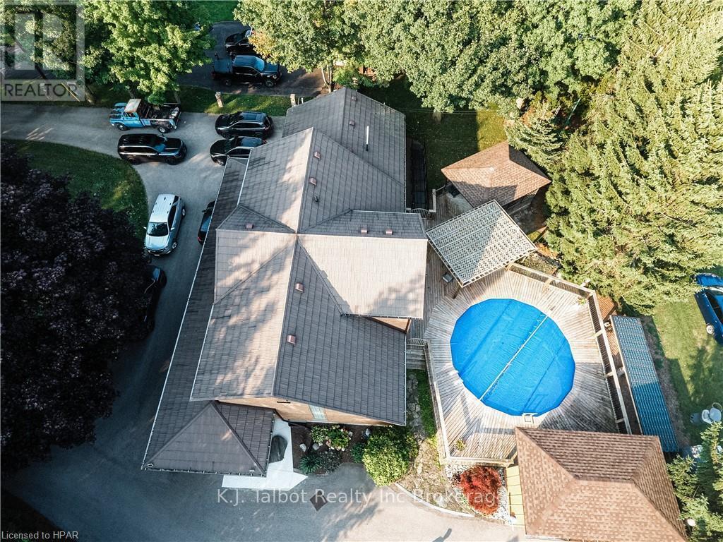 Property at 81276 WESTMOUNT LINE image 3