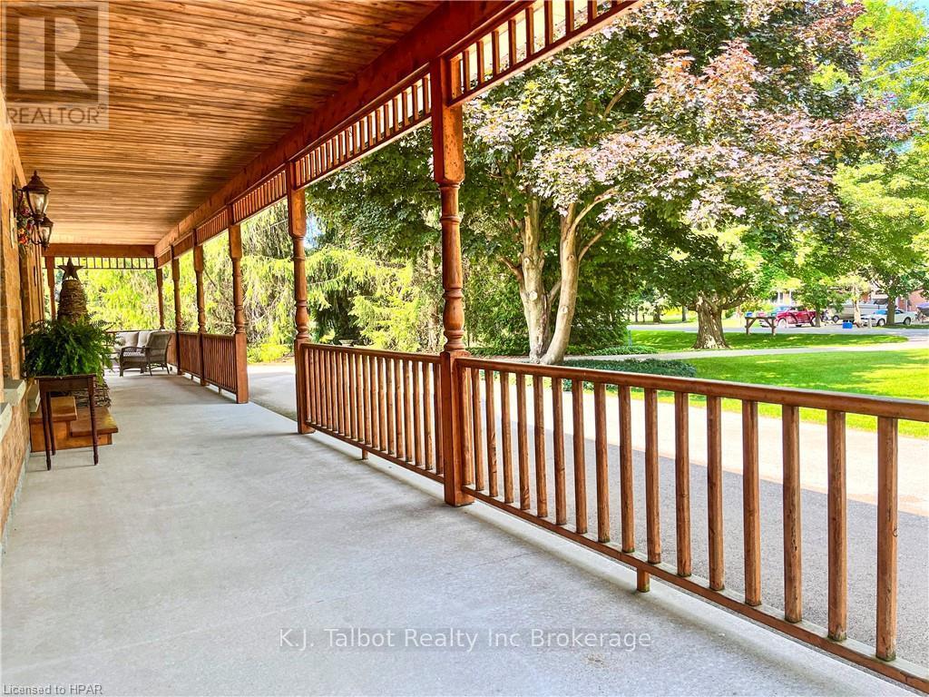 Property at 81276 WESTMOUNT LINE image 5