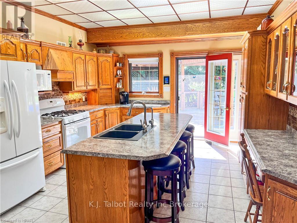 81276 Westmount Line, Ashfield-Colborne-Wawanosh, Ontario  N7A 3Y2 - Photo 7 - X10780732