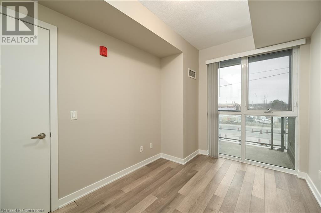5240 Dundas Street Unit# B309Burlington, Ontario  L7L 0J6 - Photo 10 - 40685923