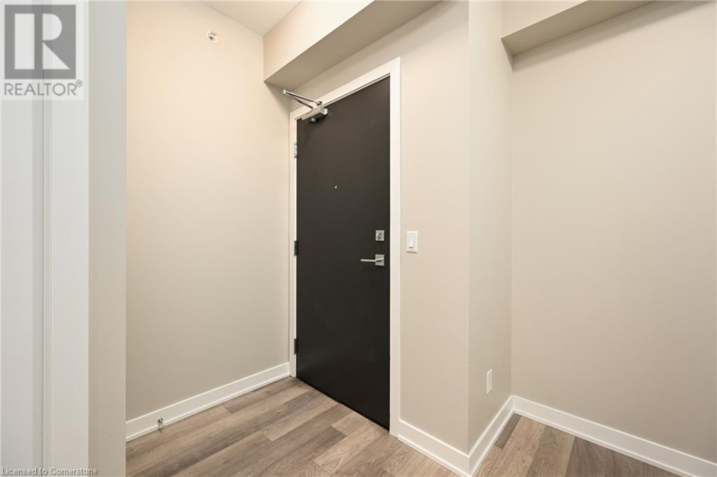 5240 Dundas Street Unit# B309Burlington, Ontario  L7L 0J6 - Photo 2 - 40685923