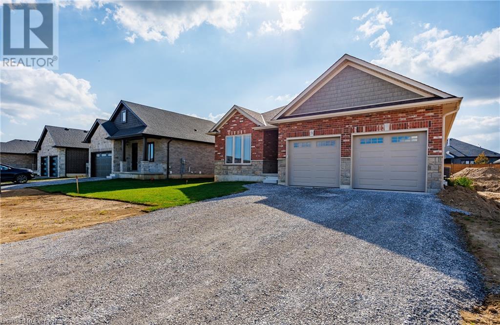 51 Mcintosh Drive, Delhi, Ontario  N4B 2V3 - Photo 2 - 40685868