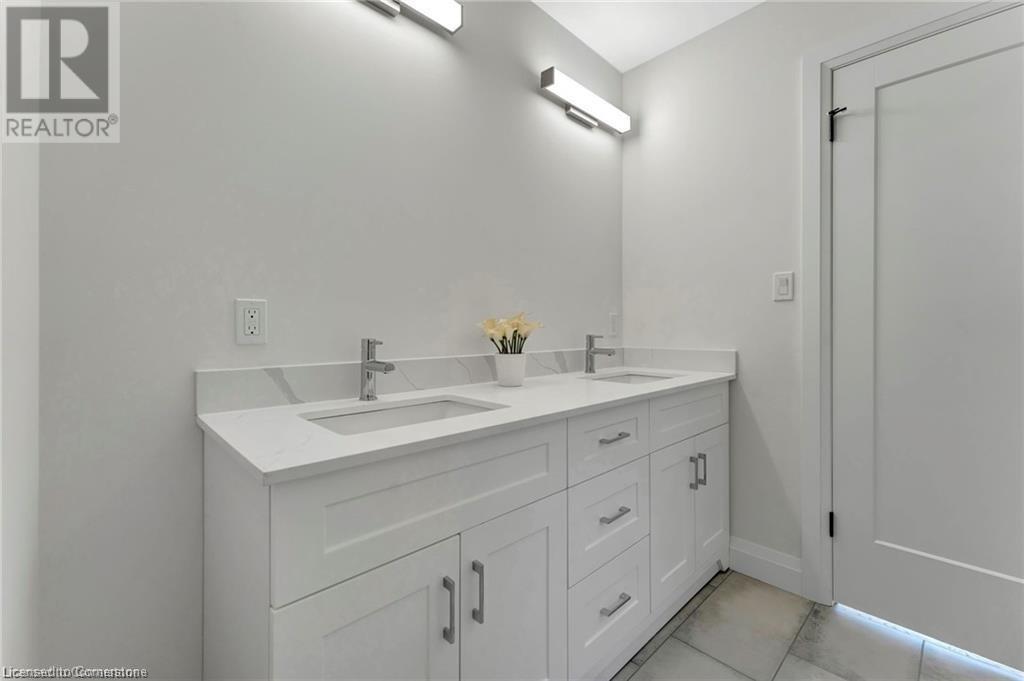 10 Blain Avenue, Cambridge, Ontario  N1R 1B6 - Photo 24 - 40686078