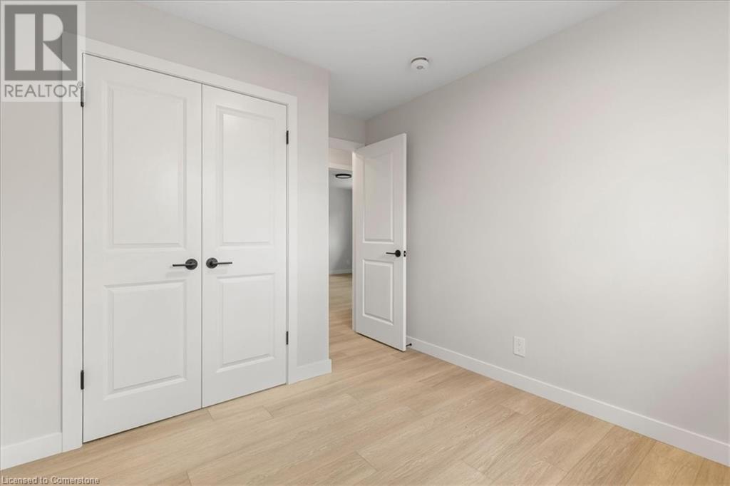 2 Pipers Green Court Unit# 1, Kitchener, Ontario  N2E 3C6 - Photo 20 - 40685521